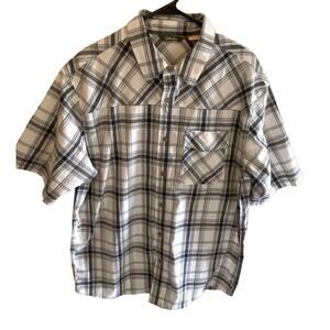 Cabela’s Plaid Short-Sleeve Collared Button-Up Shirt Snap Pocket Size L